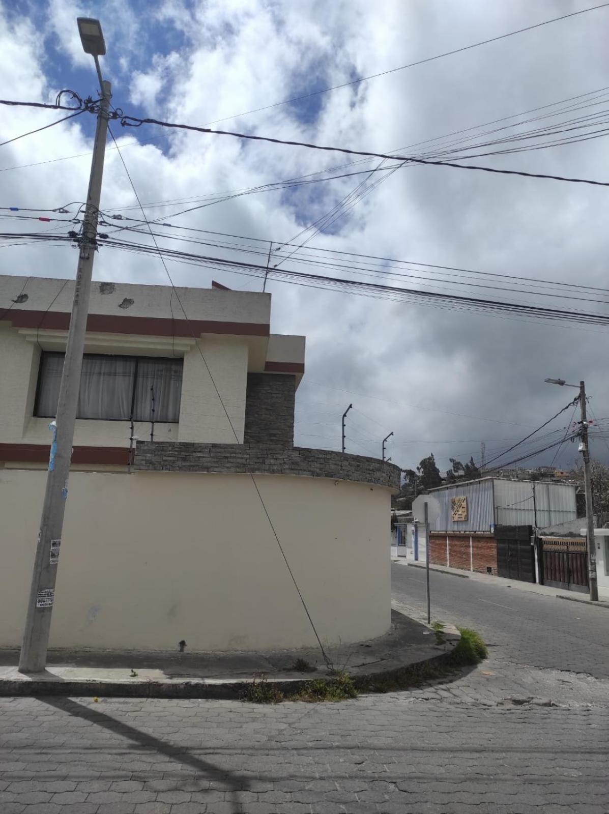 Hostel Tierra De Fuego Latacunga Kültér fotó