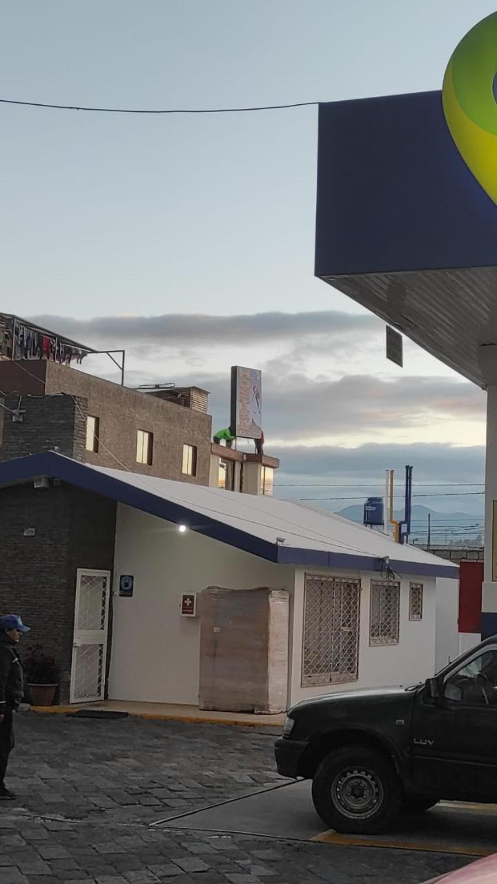 Hostel Tierra De Fuego Latacunga Kültér fotó
